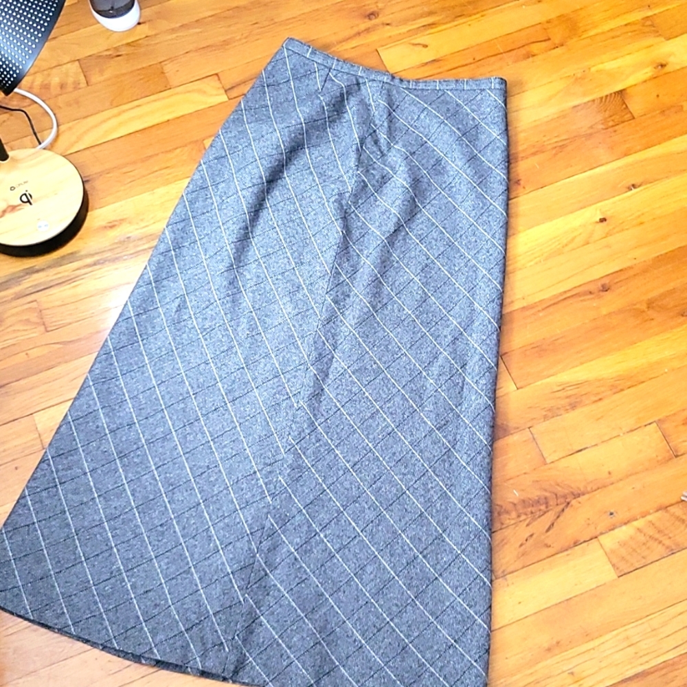 Vintage wool plaid tartan dark academia maxi skirt size 10
